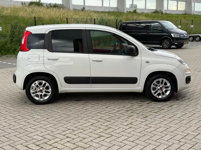 Fiat Panda 0.9 TwinAir Edizione Cool 2013 Benzine 9