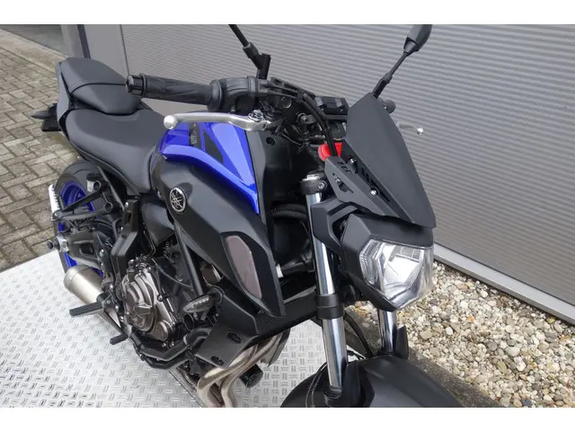 Yamaha MT 07 ABS 2018 Benzine 7