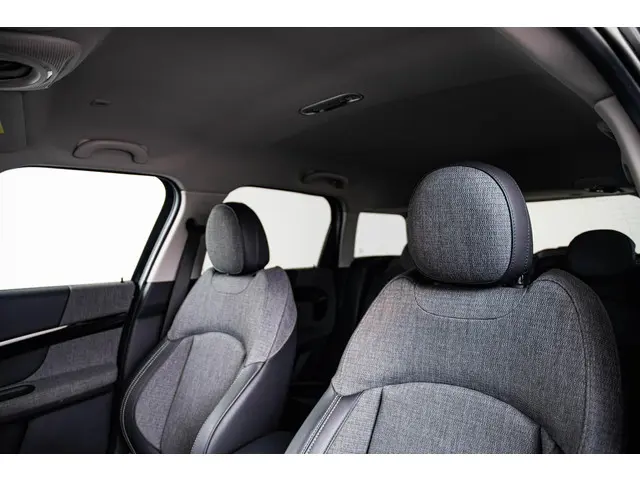 MINI Countryman Cooper SE ALL4 2022 Hybride Benzine 18