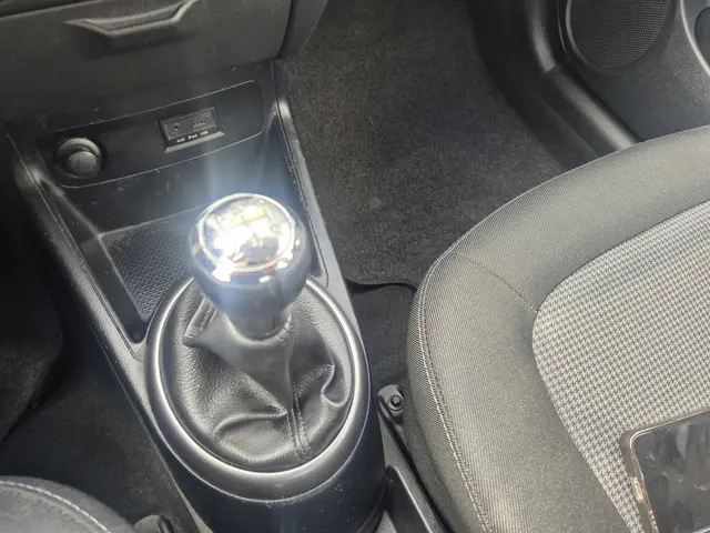 Hyundai i20 1.2i i-Motion 2013 Benzine 10
