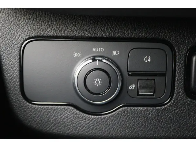 Mercedes-Benz Sprinter 317 CDI Aut. L2H2 2022 Diesel 31