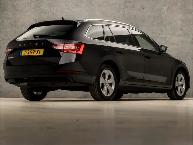 Škoda Superb Combi 1.5 TSI ACT Sport Deluxe 2020 Benzine 5