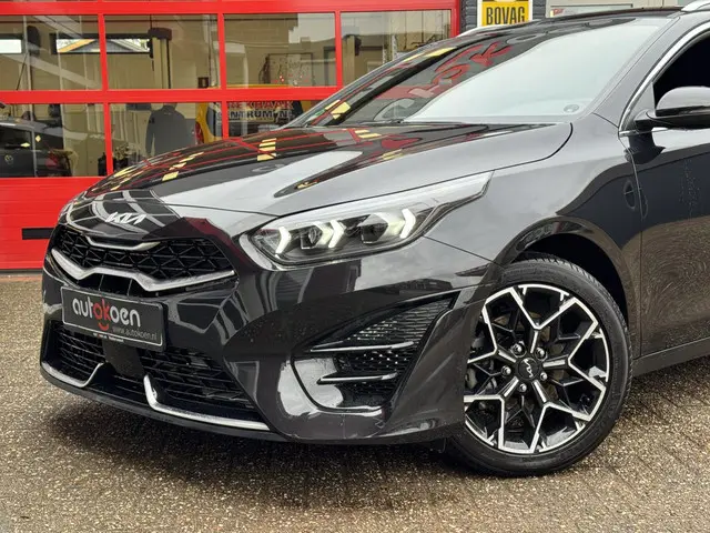 Kia Ceed Sportswagon 1.5 T-GDi GT-Line 2025 Benzine 3