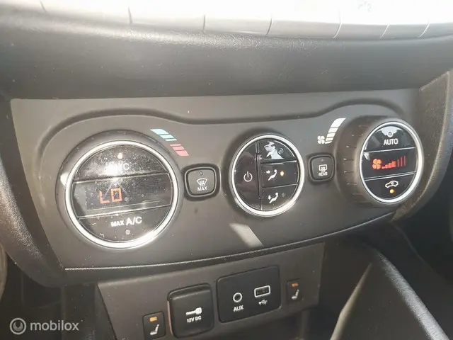 Fiat Tipo 1.4 16V Lounge Navi+Camera+17DKM!!! 2016 Benzine 15