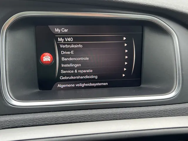 Volvo V40 2.0 D2 Kinetic 2017 Diesel 19