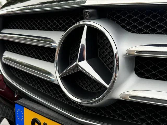 Mercedes-Benz E-Klasse 200 Premium 2018 Benzine 40