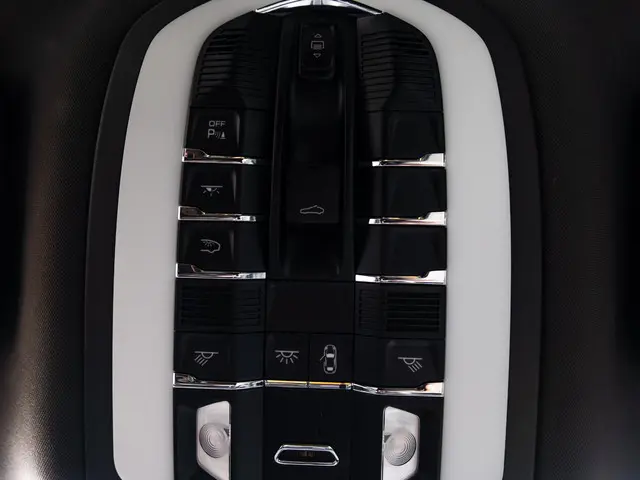 Porsche Macan 2.0T 252pk PDK AWD 2016 Benzine 72