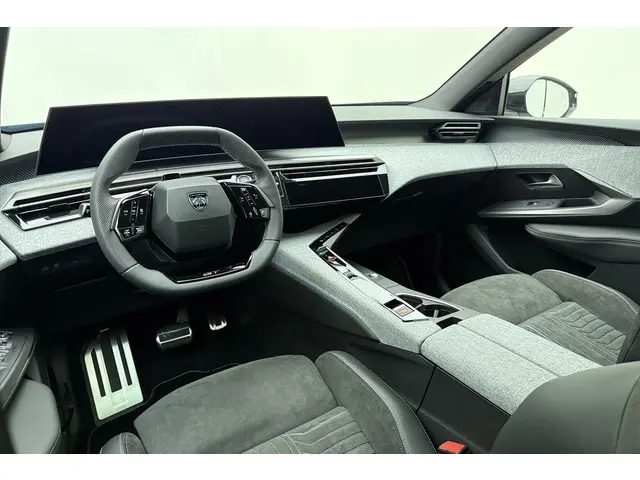 Peugeot e-5008 GT Avantage 73 kWh 2025 Elektrisch 22