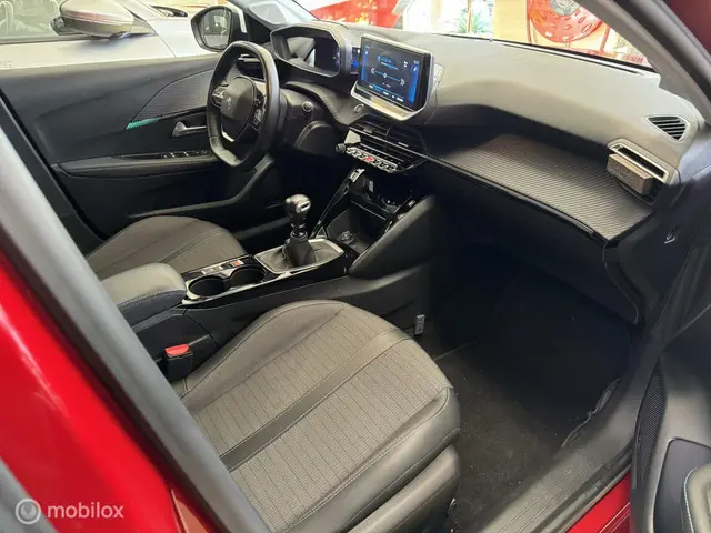 Peugeot 208 1.2 PureTech Blue Lease Allure 2019 Benzine 18