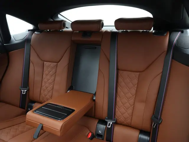 BMW i4 eDrive40 84 kWh 2024 Elektrisch 16