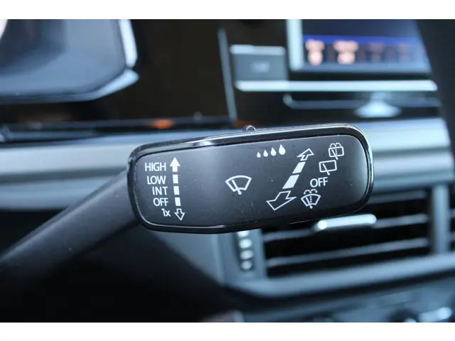 Volkswagen Polo 1.0 TSI Comfortline 2018 Benzine 19