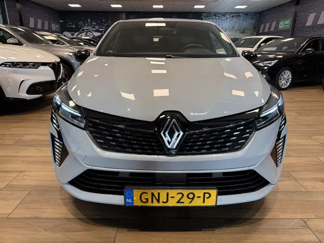 Renault Clio 1.0 TCe 90 GPF techno 2024 Benzine 7