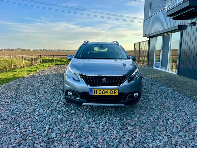 Peugeot 2008 1.2 PureTech GT-Line 2019 Benzine 5