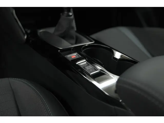 Peugeot 208 PureTech 100 Allure Pack 2023 Benzine 36