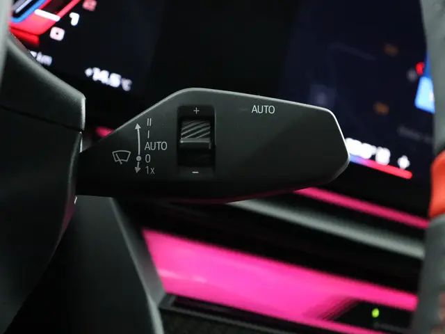 BMW M5 5-serie 2025 Hybride Benzine 24