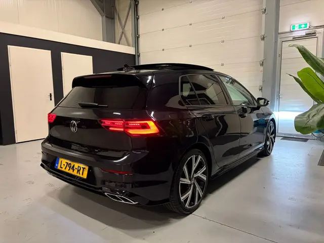 Volkswagen Golf 1.5 eTSI R-Line 2020 Hybride Benzine 6