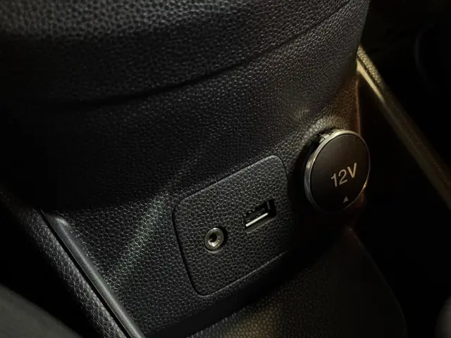 Ford Fiesta 1.0 EcoB. Style Automaat Airco 2016 Benzine 26