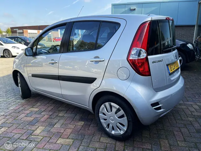Suzuki Splash 1.0 VVT Comfort EASSS/Airco 2015 Benzine 22
