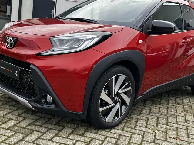 Toyota Aygo X 1.0 VVT-i S-CVT Envy 2022 Benzine 22