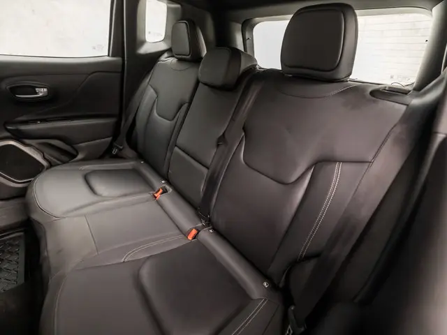 Jeep Renegade 1.3T-e Freedom Sport 2020 Benzine 15