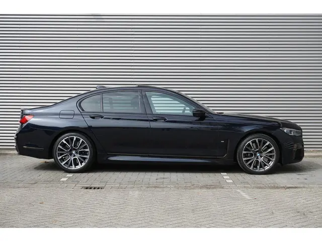 BMW 7 Serie 730d xDrive 2021 Diesel 4