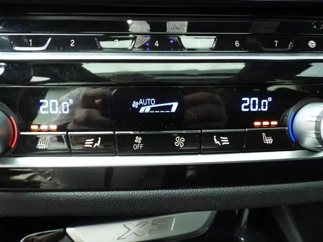 BMW X3 xDrive30e 2020 Hybride Benzine 29