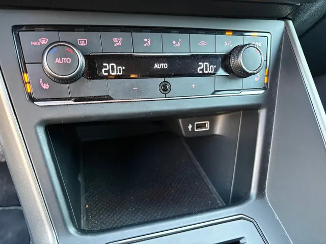 Volkswagen Polo 1.0 TSI Highline 2018 Benzine 12