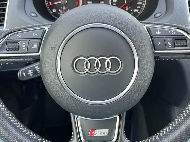 Audi Q3 2.0 TFSI quattro Sport Pro Line S 2015 Benzine 53