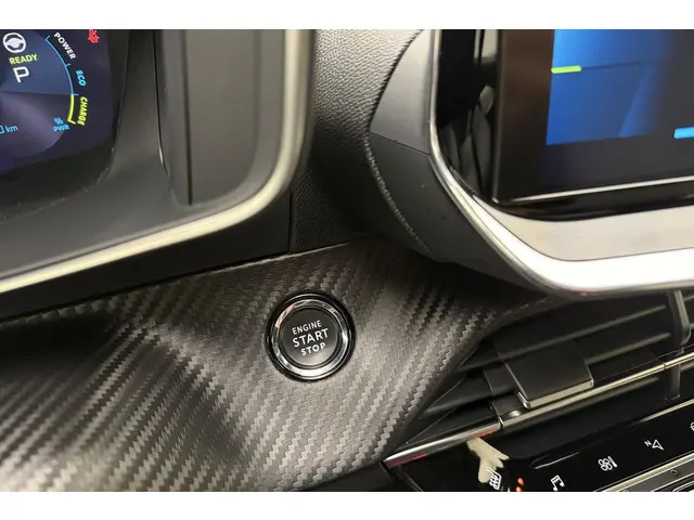 Peugeot e-2008 EV GT 50 kWh 2020 Elektrisch 27