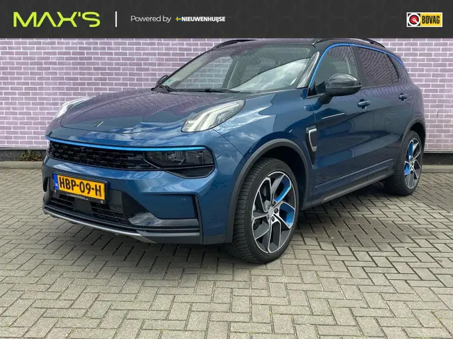 Lynk & Co 01