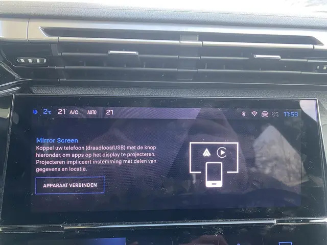 Peugeot 308 1.2 PureTech Allure Pack 2023 Benzine 12