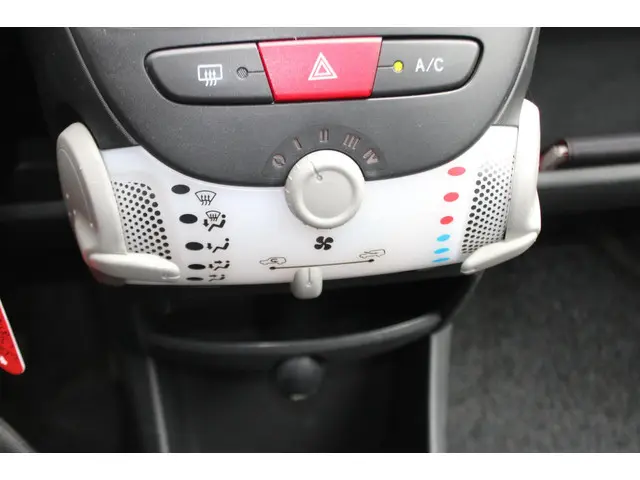 Citroën C1 1.0 Attraction 2012 Benzine 19