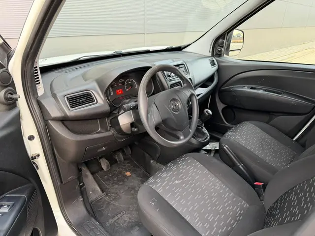 Opel Combo 1.3 CDTi L1H1 Edition 2018 Diesel 14