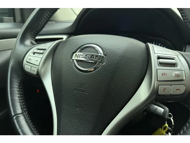 Nissan QASHQAI 1.2 Acenta 2014 Benzine 18