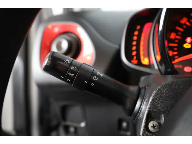 Citroën C1 PT 82 Airscape Shine 2015 Benzine 28