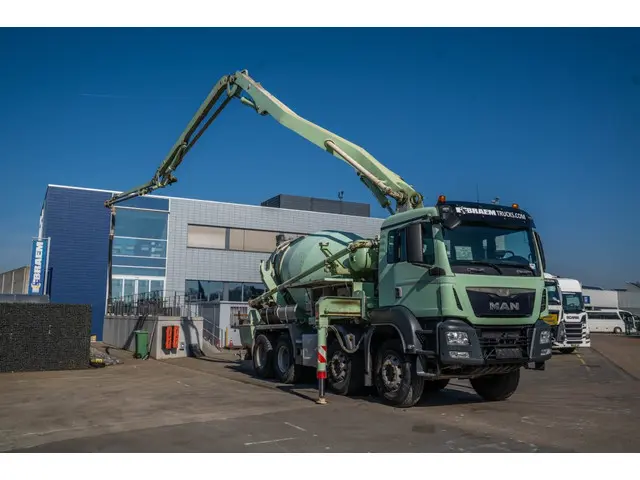 MAN TGS 32.400 BB+PUTZ 7M3+21M 2017 Diesel 2