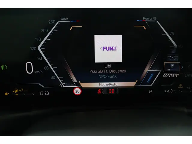 BMW 3 Serie 320e 2024 Hybride Benzine 45