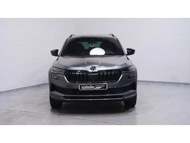Škoda Karoq 1.5 TSI ACT Sportline Business 2023 Benzine 2