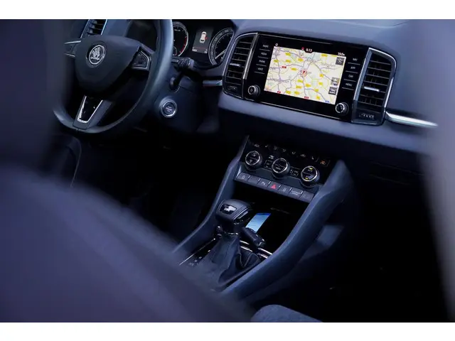 Škoda Karoq 1.5 TSI ACT Style Business 2019 Benzine 37