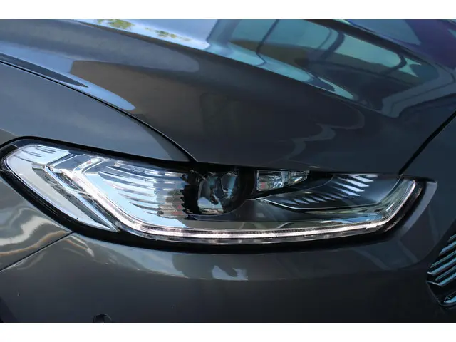 Ford Mondeo 2.0 IVCT HEV Titanium 2016 Hybride Benzine 31