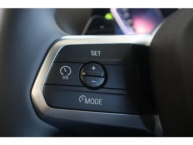 BMW 1 Serie 120 2025 Benzine 21