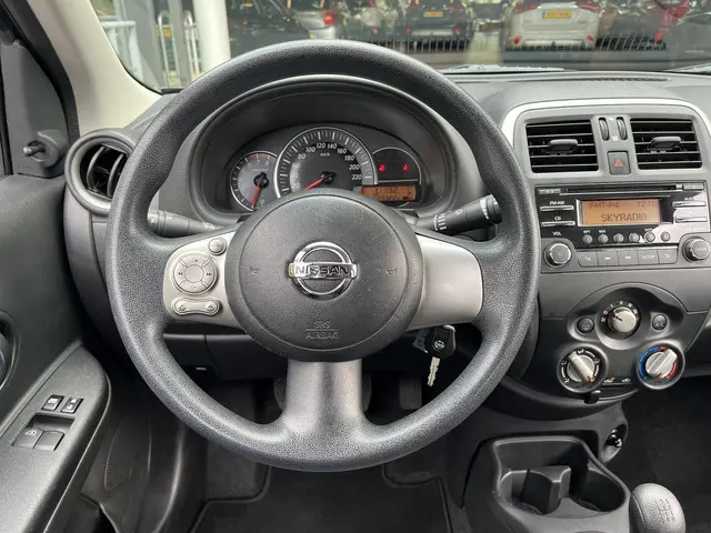 Nissan Micra 1.2 Visia Pack 2016 Benzine 23