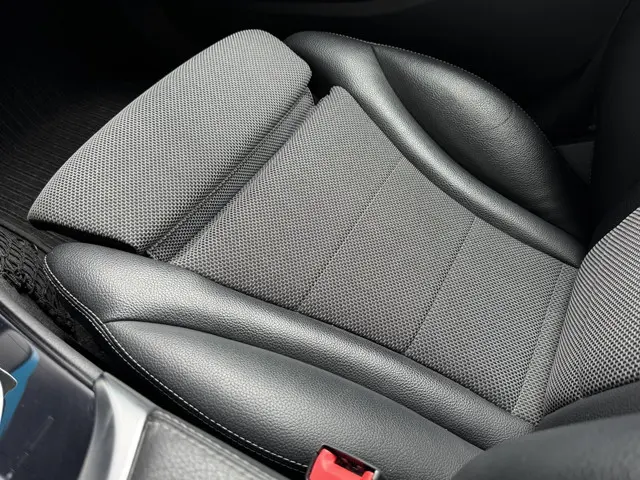 Mercedes-Benz C-Klasse 180 Prestige 2014 Benzine 13