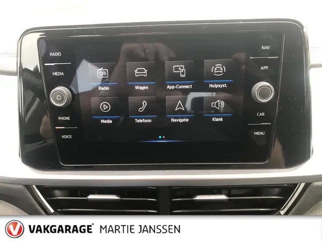 Volkswagen T-Roc 1.5 TSI Life Business 2022 Benzine 18