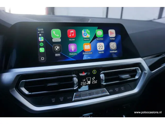 BMW 3 Serie 320i 2020 Benzine 18