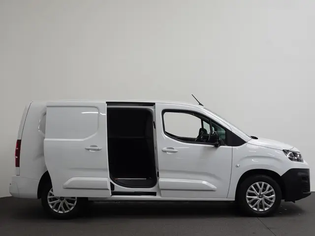 Citroën Berlingo 1.5 BlueHDi 130PK L2 3-zits 2023 Diesel 6