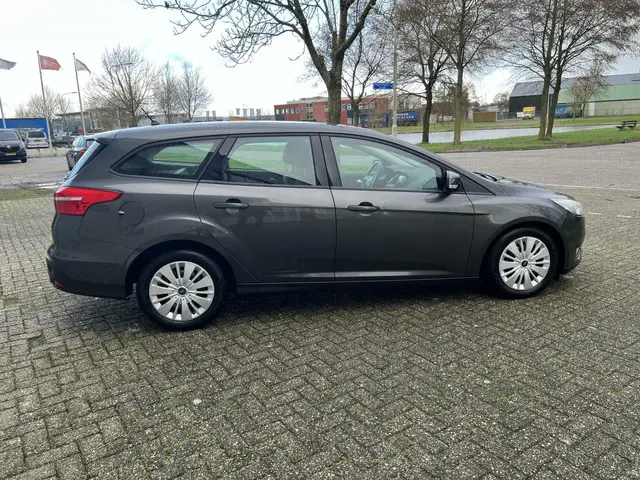 Ford Focus Wagon 1.5 TDCI Titanium 2018 Diesel 6