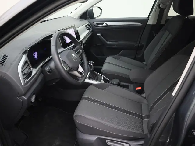 Volkswagen T-Roc 1.0TSI/116PK Life 2024 Benzine 15