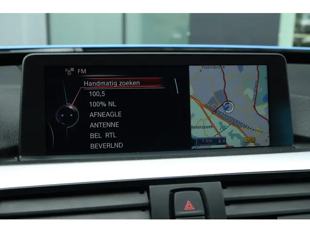 BMW 3 Serie Gran Turismo 320i Executive 2015 Benzine 24