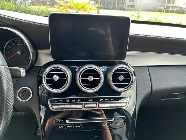 Mercedes-Benz C-Klasse C180 AMG line 2014 Benzine 20